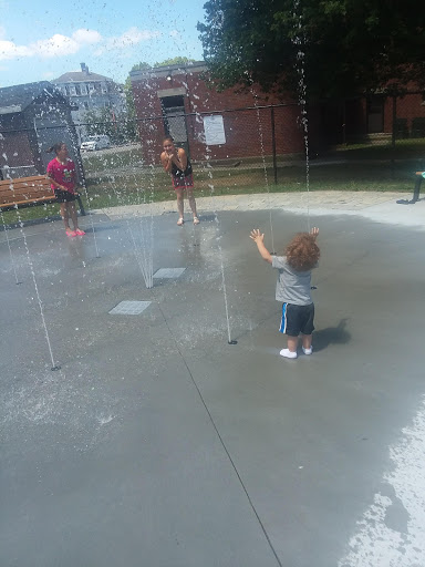 Park «Kelly Park», reviews and photos, S Main St & Globe St, Fall River, MA 02724, USA