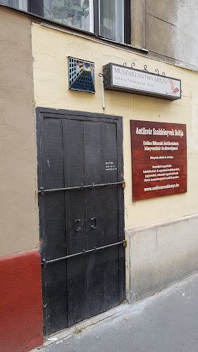 Értékelések erről a helyről: Műszaki Antikvárium, Budapest - Könyvesbolt