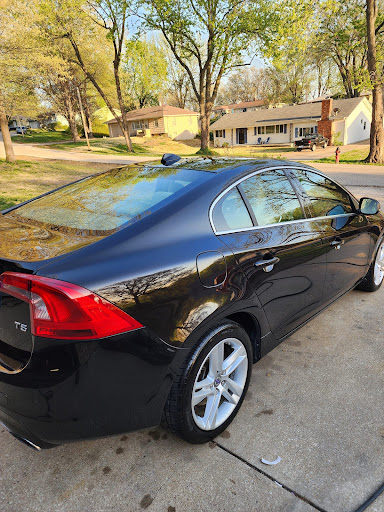 Sparkle 2Shine Detailing LLC and en Kansas City