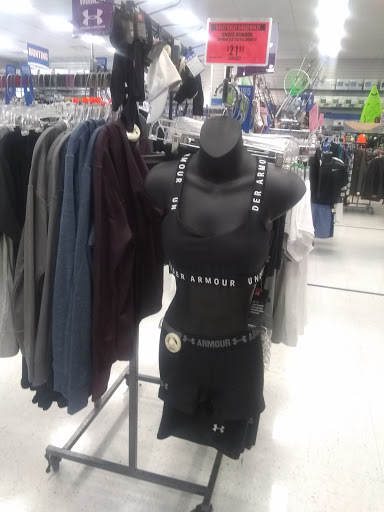 Sporting Goods Store «Big 5 Sporting Goods - San Jose», reviews and photos, 1472 Monterey Hwy, San Jose, CA 95112, USA