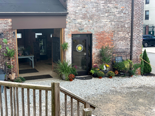 The Bloomery, 616 Main St, Boonton, NJ 07005, USA, 