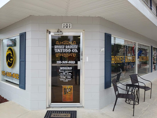 Tattoo Shop «Tattoo Studio 441», reviews and photos, 467 Plaza Dr, Eustis, FL 32726, USA