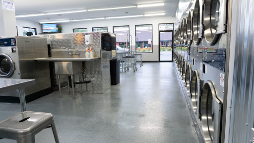 Laundromat «Marlin Avenue Coin Laundry», reviews and photos, 570 SE King Ave, Warrenton, OR 97146, USA