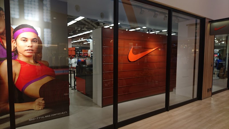 ナイキファクトリーストア 札幌北広島 Nike Factory Store Sapporo Kitahiroshima 北海道北広島市大曲 スポーツ用品店 グルコミ