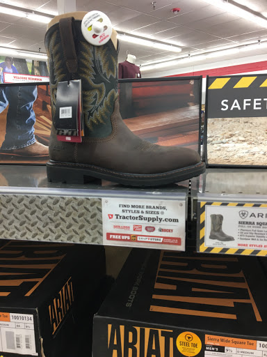 Home Improvement Store «Tractor Supply Co.», reviews and photos, 711 Washington Ave #1b, Chestertown, MD 21620, USA