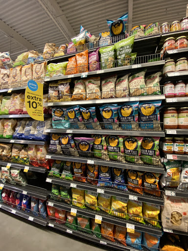 Grocery Store «Whole Foods Market», reviews and photos, 3202 W Friendly Ave, Greensboro, NC 27408, USA