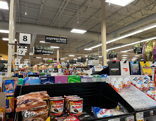 Grocery Store «Kroger», reviews and photos, 305 E Lewis and Clark Pkwy, Clarksville, IN 47129, USA