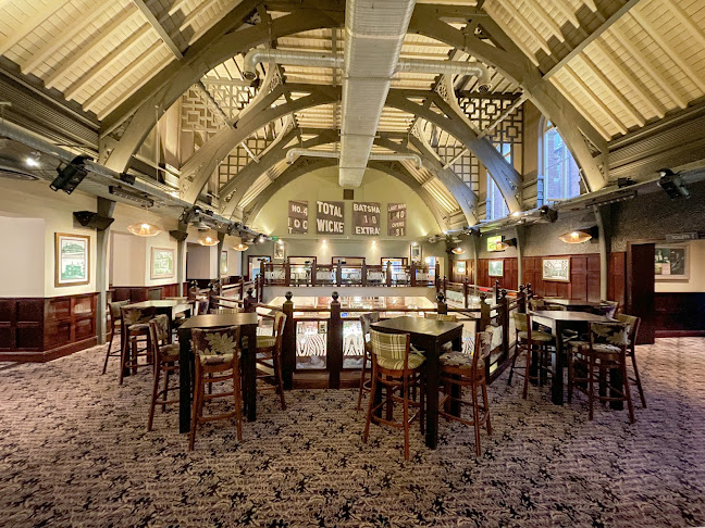 The Hedley Verity - Lloyds No.1 Bar
