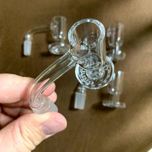 Gift Shop «Headventure Smoke Shop», reviews and photos, 2359 Plainfield Rd #2, Crest Hill, IL 60403, USA