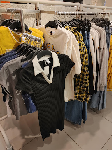 Clothing Store «Old Navy», reviews and photos, 2001 South Rd, Poughkeepsie, NY 12601, USA