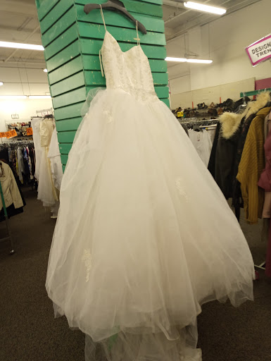 Clothing Store «Jomar», reviews and photos, 2590 Grant Ave, Philadelphia, PA 19152, USA