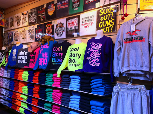 Custom T-shirt Store «The Freedom Shop», reviews and photos, 111 Broadway St # 16, Seaside, OR 97138, USA