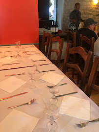 Atmosphère du O Felgueiras Bar PMU FDJ Restaurant Portugais Saint Ouen L'aumône (Cergy Pontoise Val D'Oise Yvelines 95 78) à Saint-Ouen-l'Aumône - n°1