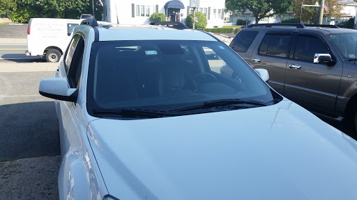 Auto Body Shop «Steben Auto - Glass, Body & Service», reviews and photos, 307 Park Rd, West Hartford, CT 06119, USA