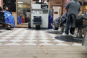 Pep's Barber Shop & Salon image