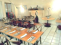 Atmosphère du Restaurant La Mirabelle à Saint-Remy - n°3