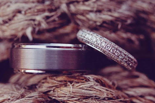 Jewelry Store «Kay Jewelers», reviews and photos, 2136 Mid Rivers Mall Dr, St Peters, MO 63376, USA