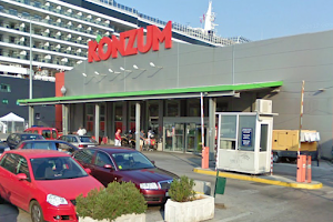 Konzum Supermarket image