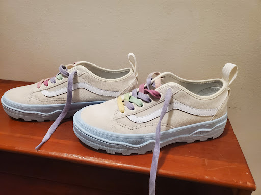 Shoe Store «Vans», reviews and photos, 569 Park City Center, Lancaster, PA 17601, USA