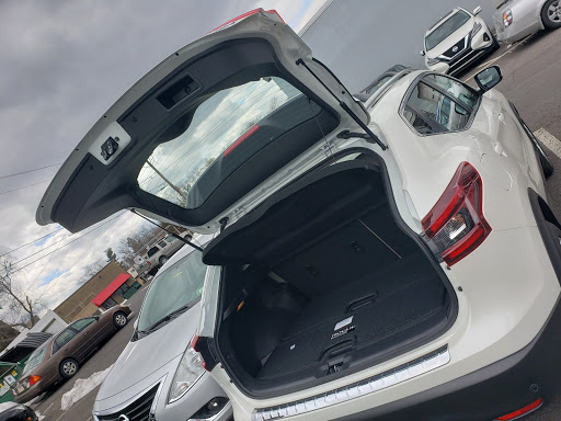 Car Dealer «Colonial Nissan Inc», reviews and photos, 117 Bustleton Pike, Feasterville-Trevose, PA 19053, USA
