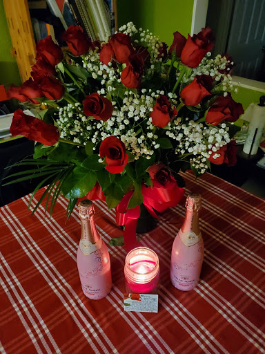 Florist «El Cerrito Florist», reviews and photos, 11201 San Pablo Ave, El Cerrito, CA 94530, USA