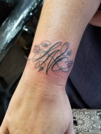 Tattoo Shop «Action Tattoo», reviews and photos, 225 Auburn Way N, Auburn, WA 98002, USA