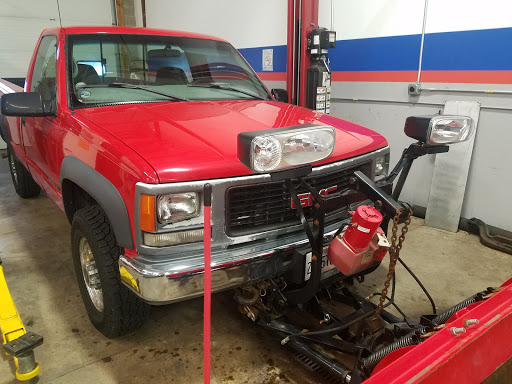 Auto Repair Shop «Top Notch Auto & More», reviews and photos, 930 Pyott Rd #105, Crystal Lake, IL 60014, USA