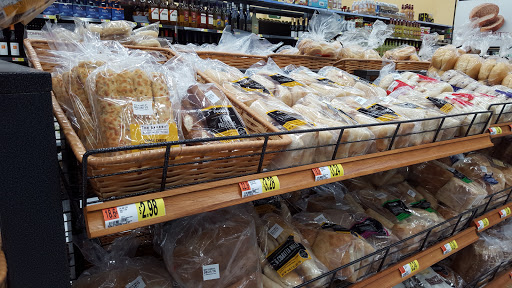 Supermarket «Walmart Neighborhood Market», reviews and photos, 2510 Cantrell Rd, Little Rock, AR 72202, USA