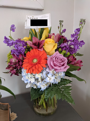 Florist «Lopez the Florist», reviews and photos, 742 Adams St, Dorchester, MA 02122, USA