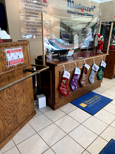 Dry Cleaner «Mastercraft Solvent Free Dry Cleaning», reviews and photos, 5142 N Palm Ave, Fresno, CA 93704, USA