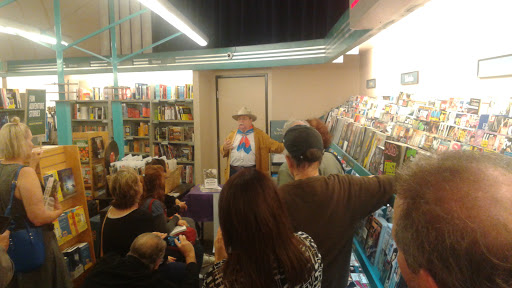 Book Store «Bookstar», reviews and photos, 12136 Ventura Blvd, Studio City, CA 91604, USA