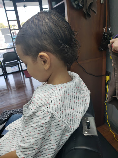 Barber Shop «Petra Barber Shop», reviews and photos, 5500 Babcock Rd, San Antonio, TX 78240, USA