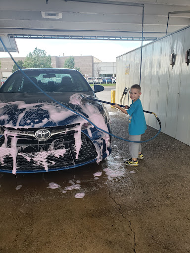 Action Jackson Car & Dog Wash en Centennial