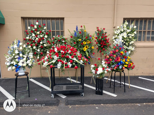 Florist «Village Flowers & Gifts», reviews and photos, 527 W Lodi Ave, Lodi, CA 95242, USA