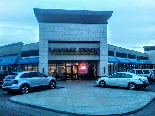 DVD Store «Vintage Stock», reviews and photos, 9200 Metcalf Ave, Overland Park, KS 66212, USA