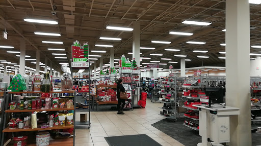 Clothing Store «Burlington Coat Factory», reviews and photos, 80 Boston Post Rd, Orange, CT 06477, USA