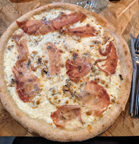 Plats et boissons du Pizzeria Jordan Tomas - Pizza Mamamia Lyon Croix Rousse - n°12
