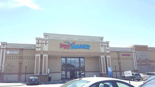Pet Supply Store «PetSmart», reviews and photos, 8111 Brier Creek Pkwy, Raleigh, NC 27617, USA