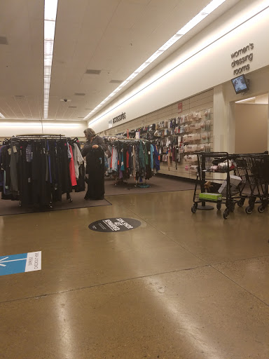 Department Store «Nordstrom Rack Tanasbourne Town Center», reviews and photos, 18100 NW Evergreen Pkwy, Beaverton, OR 97006, USA