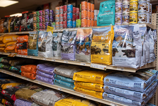 Pet Supply Store «Earth Pets Natural Pet Market», reviews and photos, 500 NW 60th St # F, Gainesville, FL 32607, USA