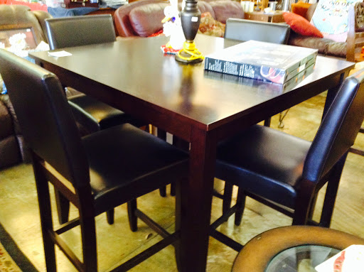 R&N Thrift Store, 2209 U.S. 83 Business, McAllen, TX 78501, USA, 