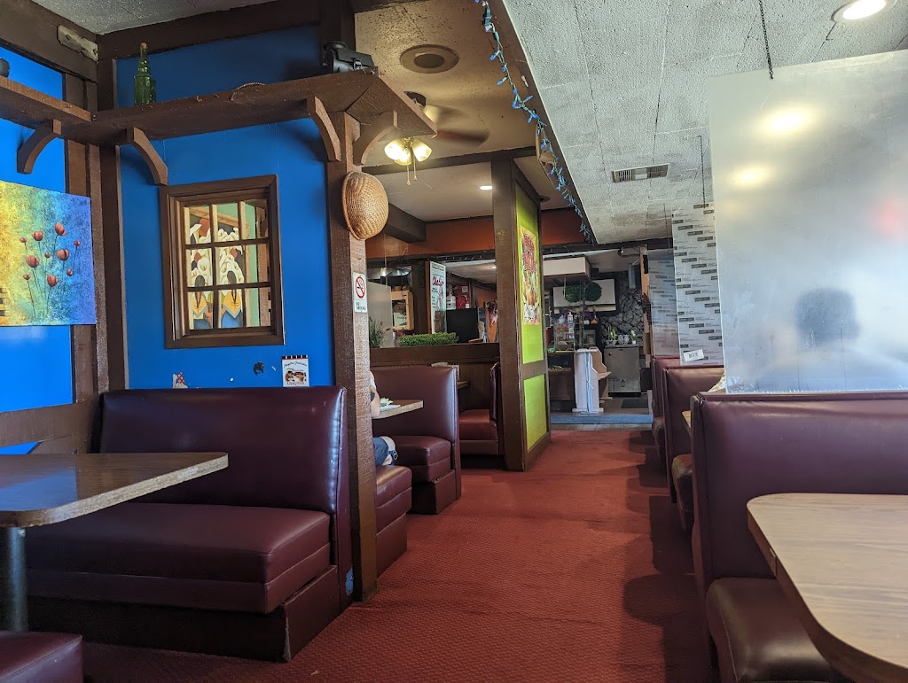 Birrieria Chalio 90606