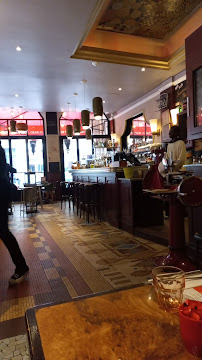 Atmosphère du Restaurant français Le Bouillon à Paris - n°18