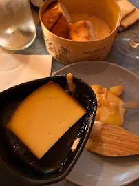 Plats et boissons du Restaurant Monbleu Père Lacheese à Paris - n°15