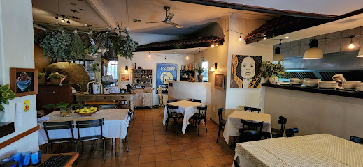 Emzini Restaurant - 12 Lewes Rd, Westdene, Johannesburg, 2092, South Africa