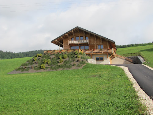 Chalets Le Rocheret:Les Éterlous et Les Éterles - Location chalet grand gîte familial sauna séjour détente montagne rando ski Jura à Foncine-le-Haut