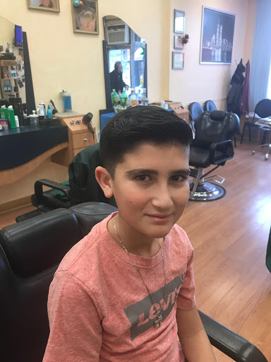Barber Shop «Prestige Barber Shop», reviews and photos, 283 Merrick Rd, Rockville Centre, NY 11570, USA