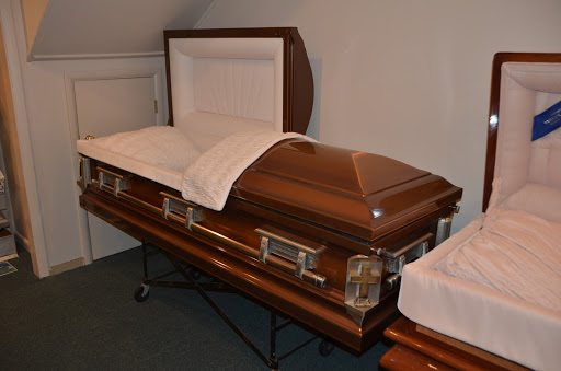 Funeral Home «Hall-Baker Funeral Home», reviews and photos, 339 E Main St, Plainfield, IN 46168, USA