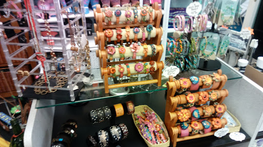 Bead Store «Beach Beads & Glass Studio», reviews and photos, 1918 US-17 BUS, Surfside Beach, SC 29575, USA