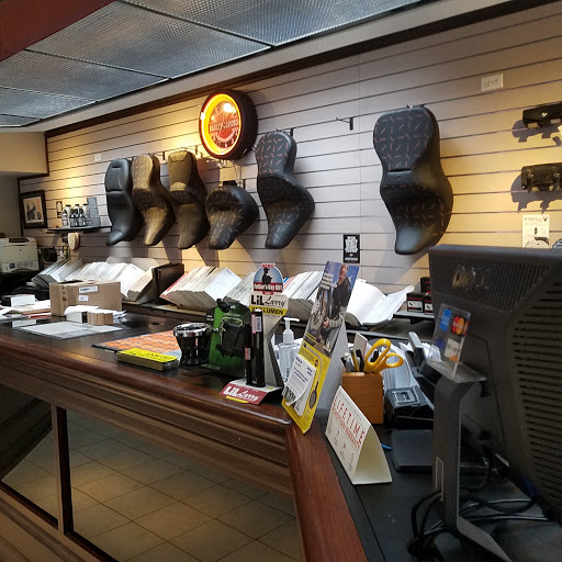 Harley-Davidson Dealer «A.D. Farrow Co. Harley-Davidson (Downtown)», reviews and photos, 491 W Broad St, Columbus, OH 43215, USA
